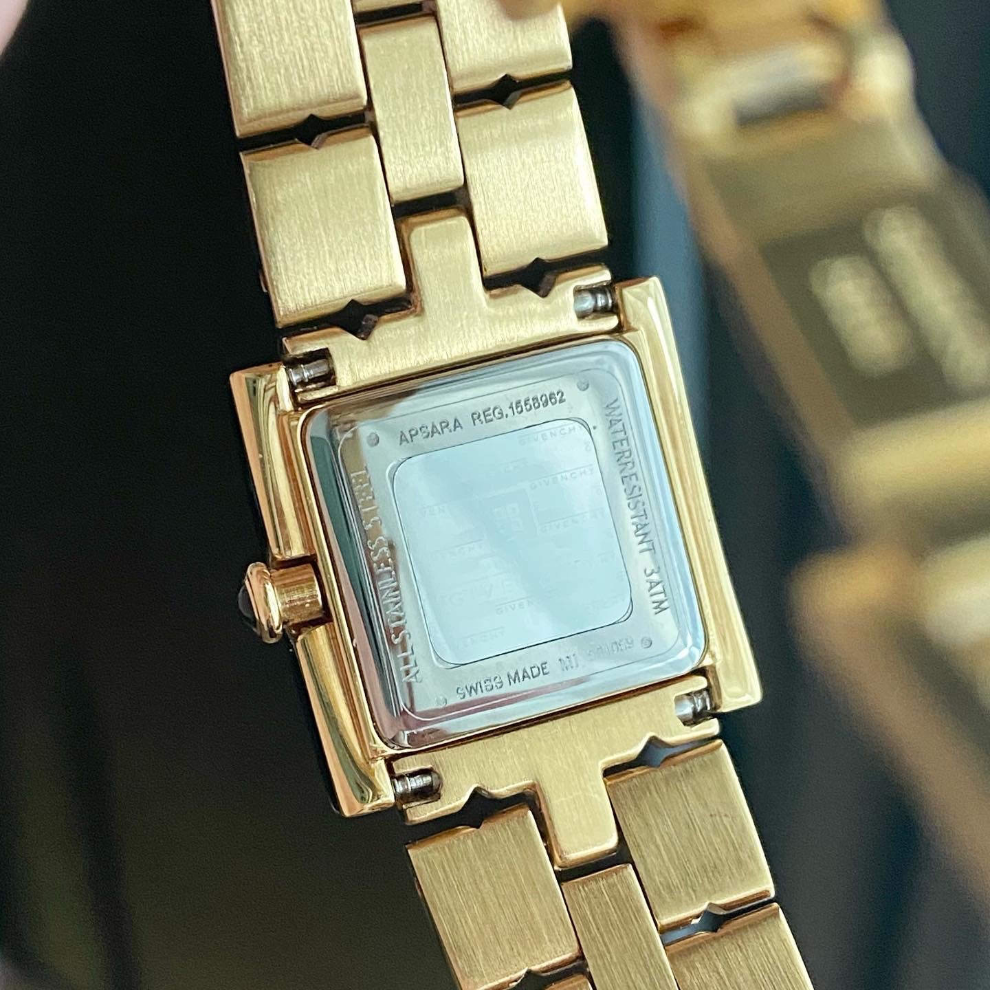 GIVENCHY APSARA GOLD