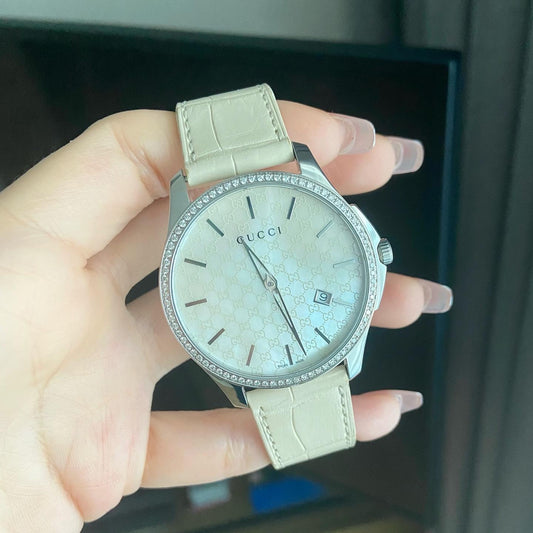 GUCCI G-Timeless Slim Diamonds