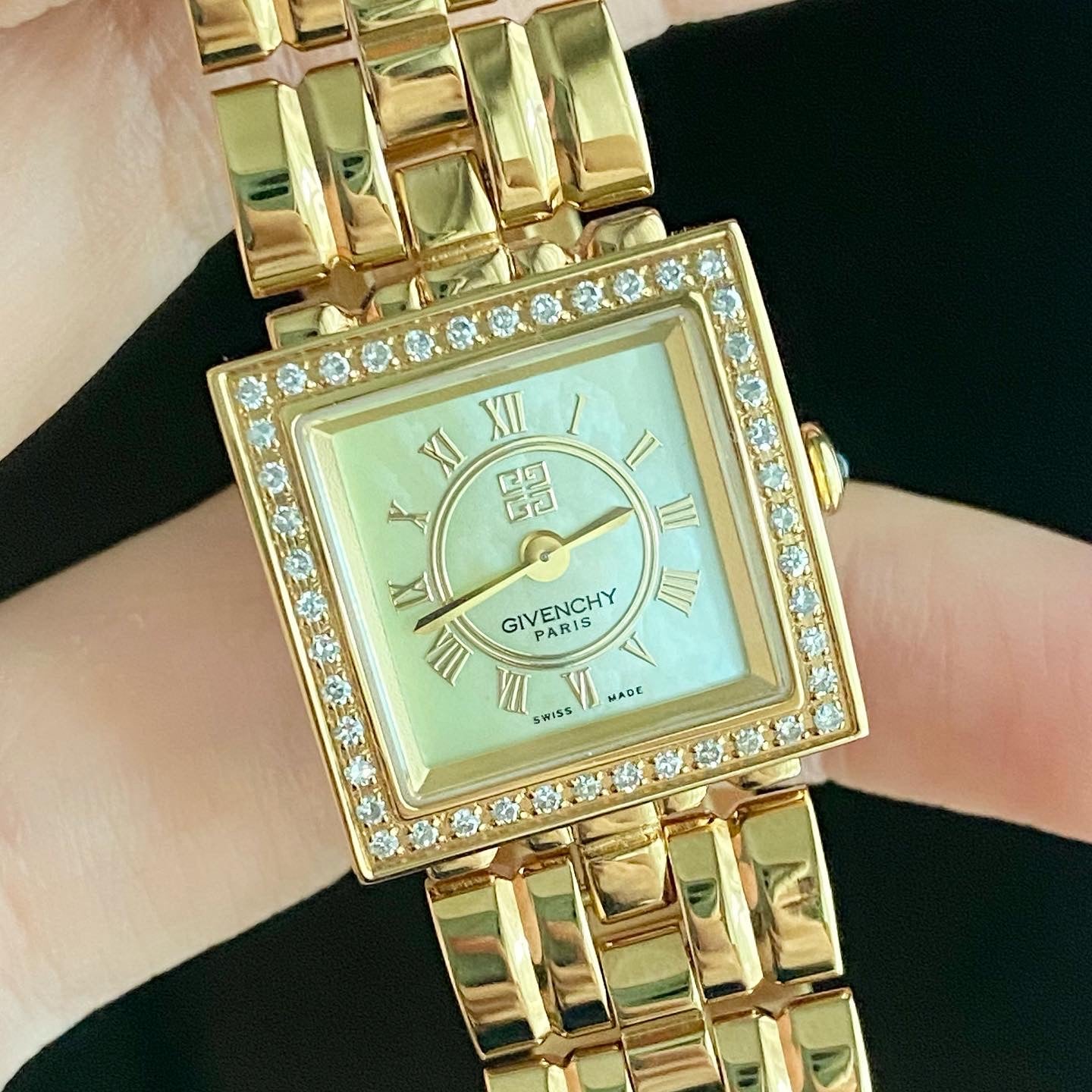 GIVENCHY APSARA GOLD