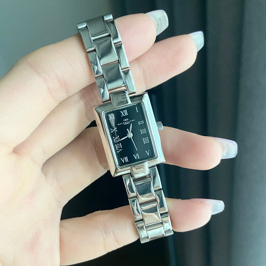 BALENCIAGA B650