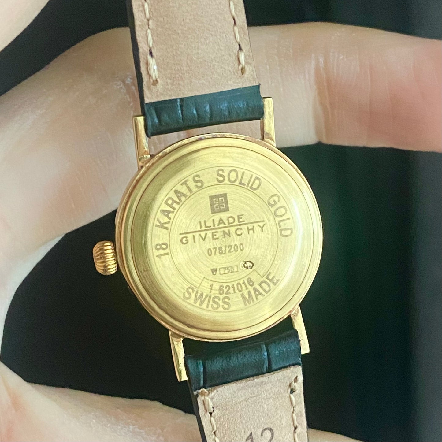 GIVENCHY ILIADE 18K Solid Gold