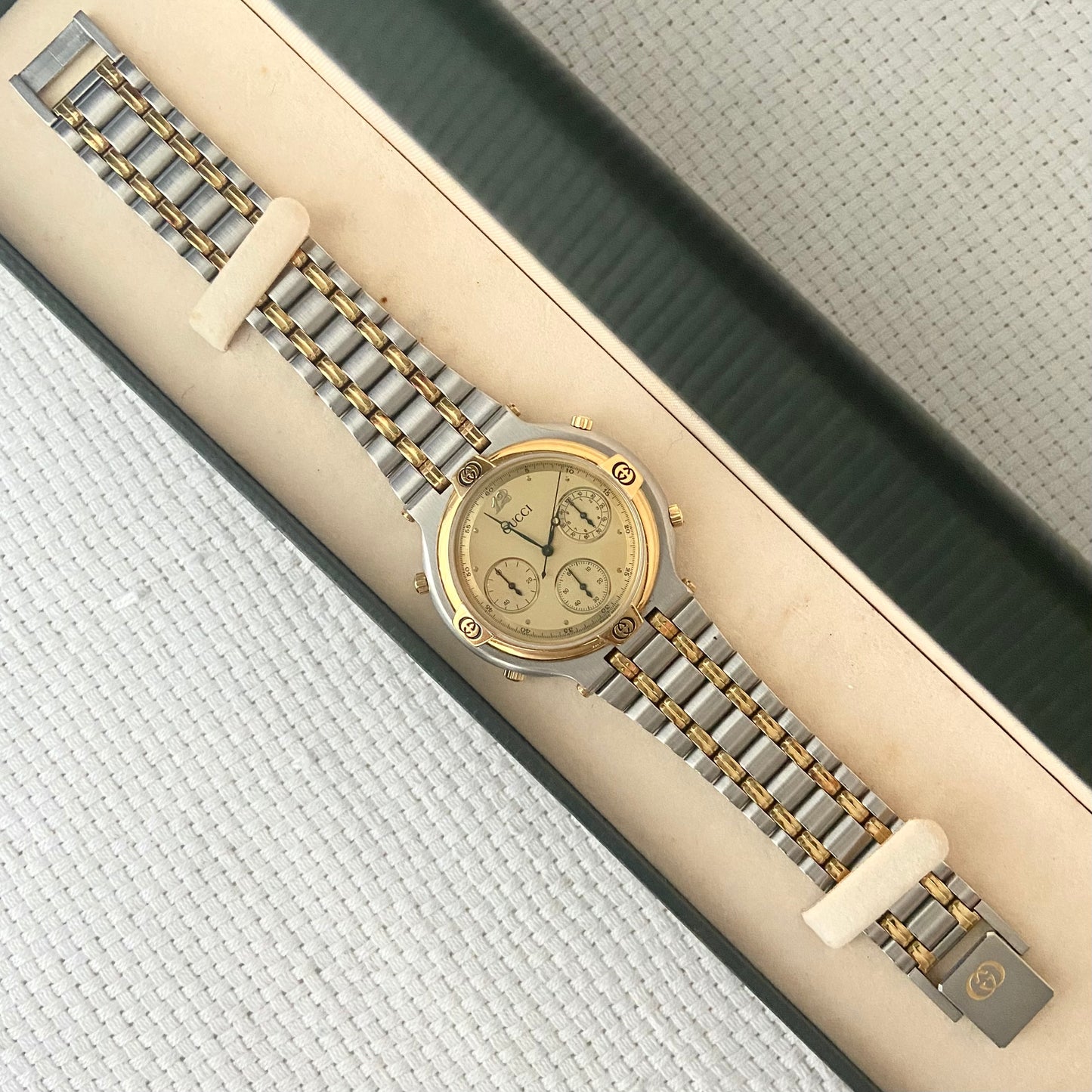 GUCCI 9400 Chronograph Vintage