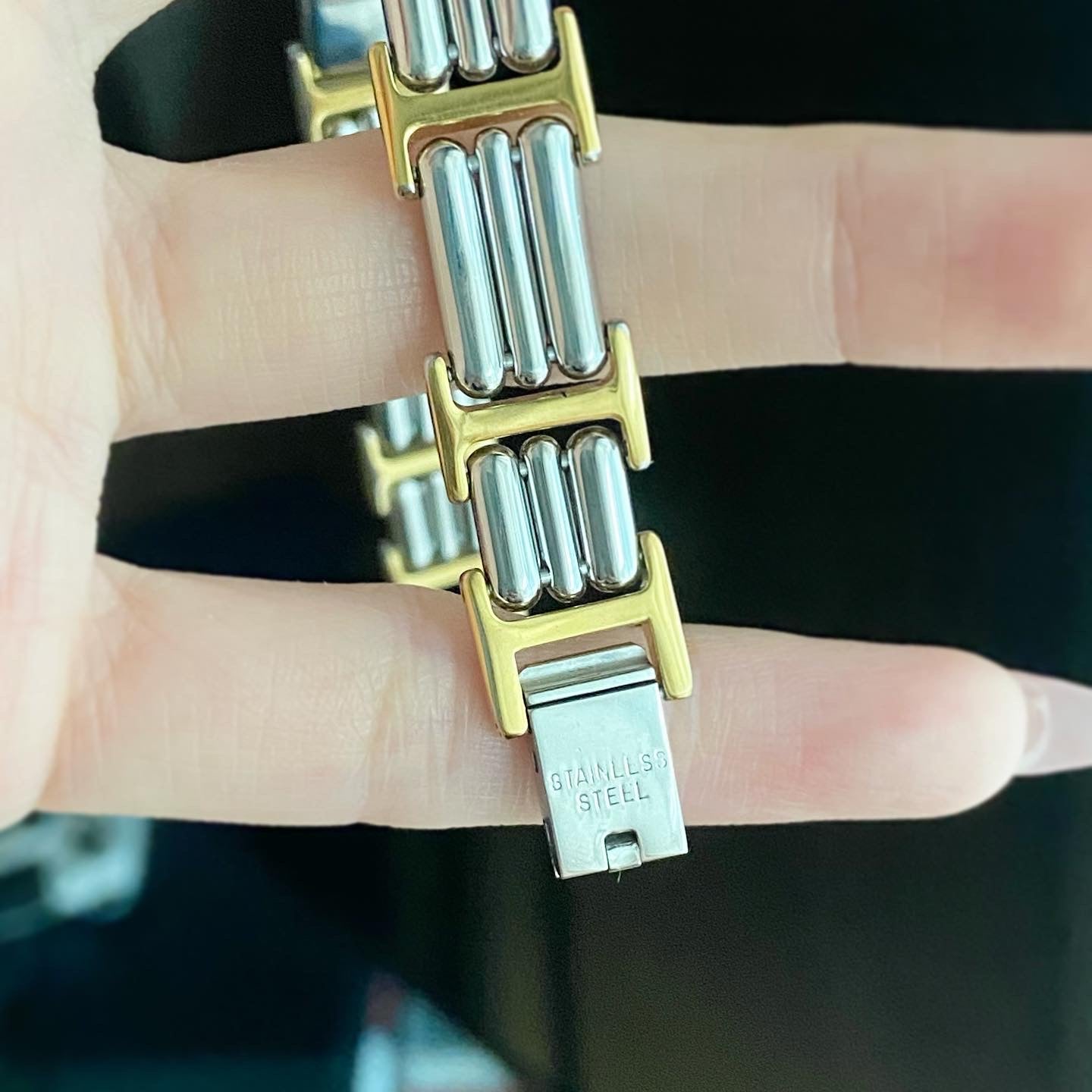BALENCIAGA