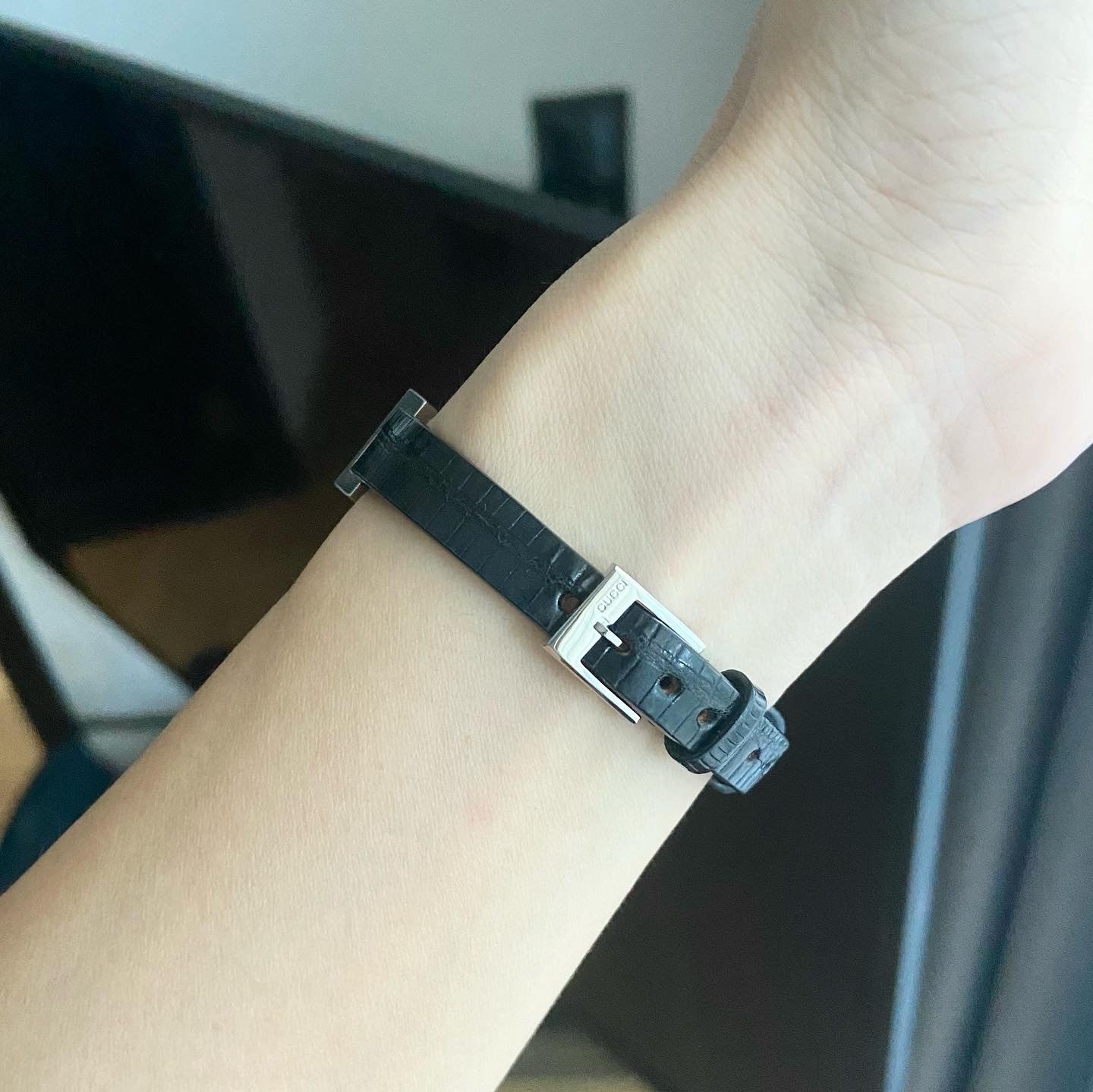GUCCI G-Frame 202D