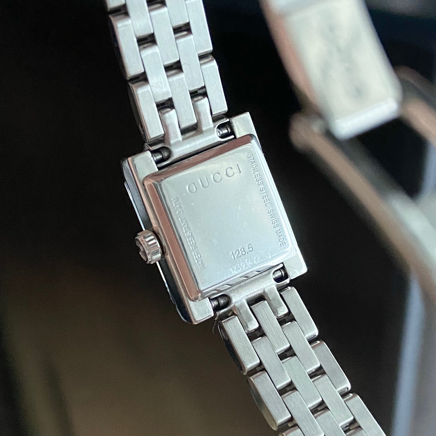 GUCCI G-Frame 128 Series YA128501