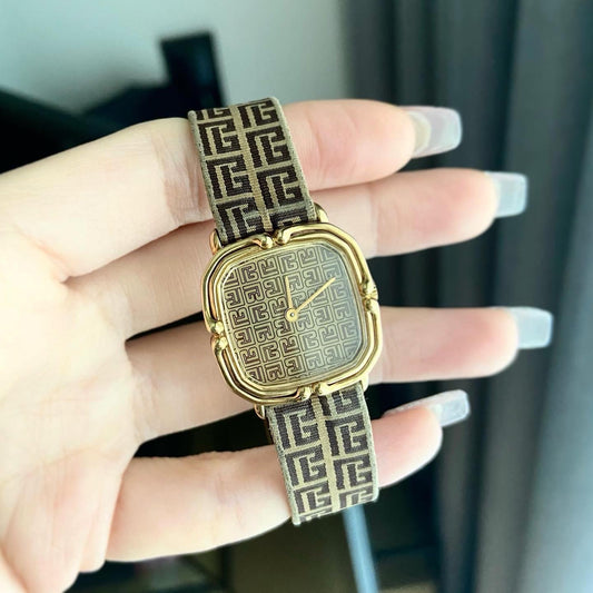 Pierre Balmain Hand-winding