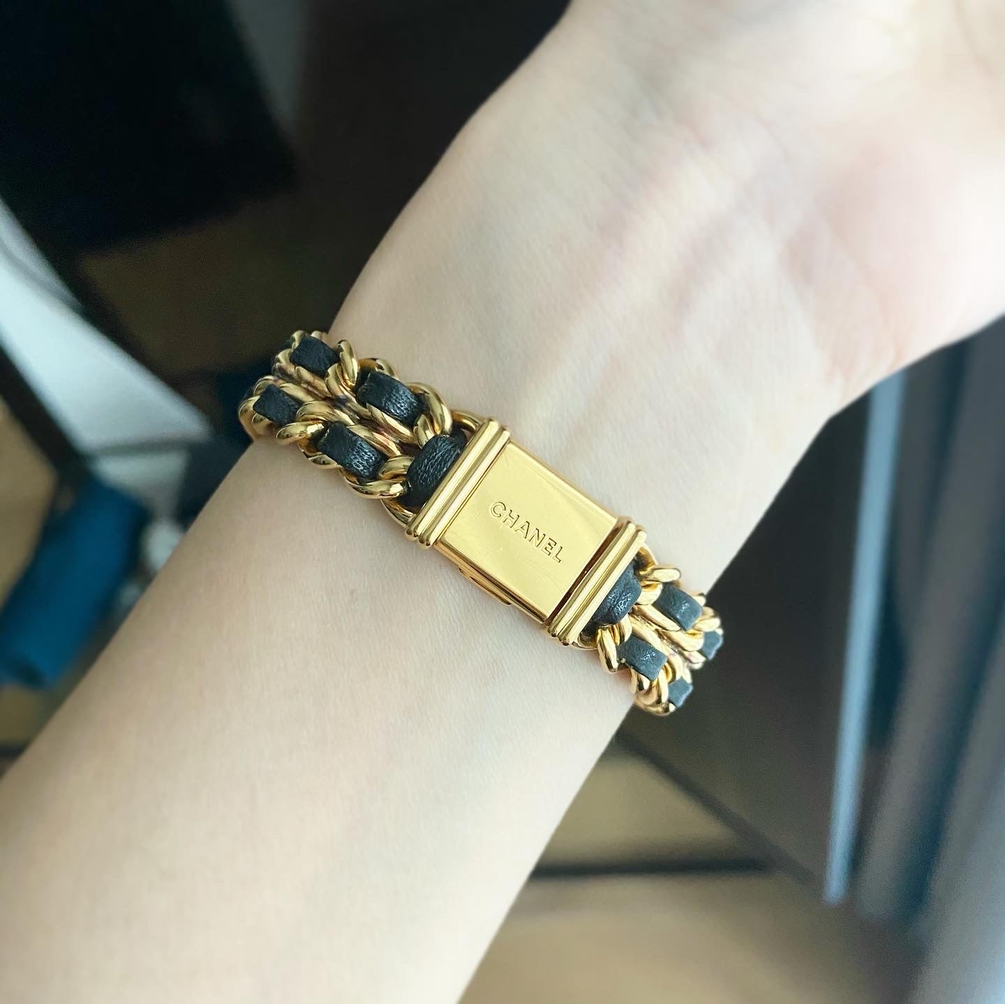 CHANEL The Première