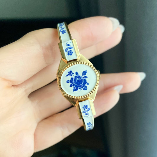 B-Watch Peony Peek-a-boo Vintage