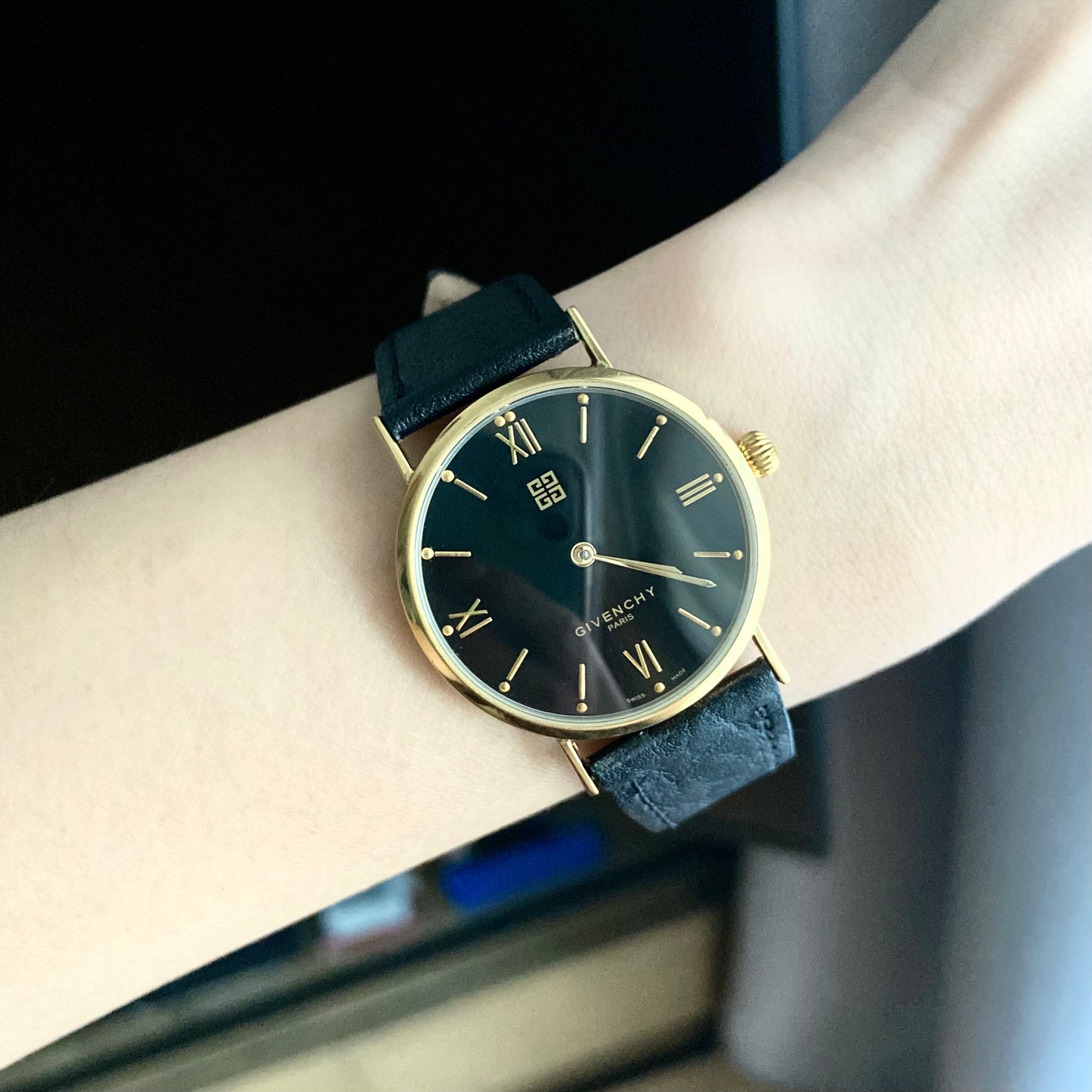 GIVENCHY 18K Solid Gold