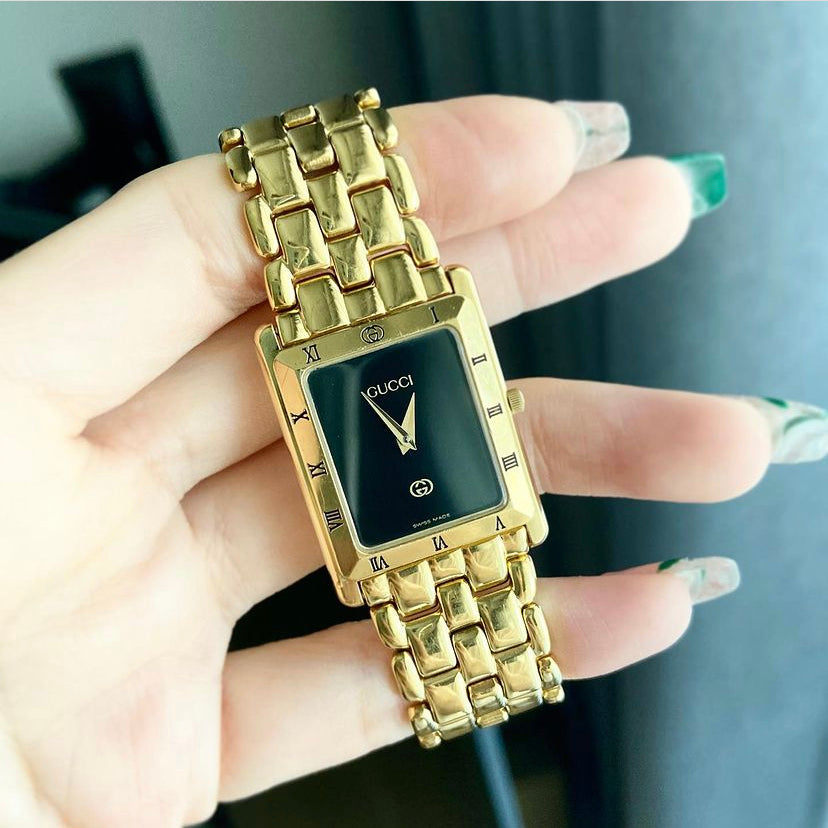 GUCCI 4200M Vintage – Brand Name Gossip - Main Image