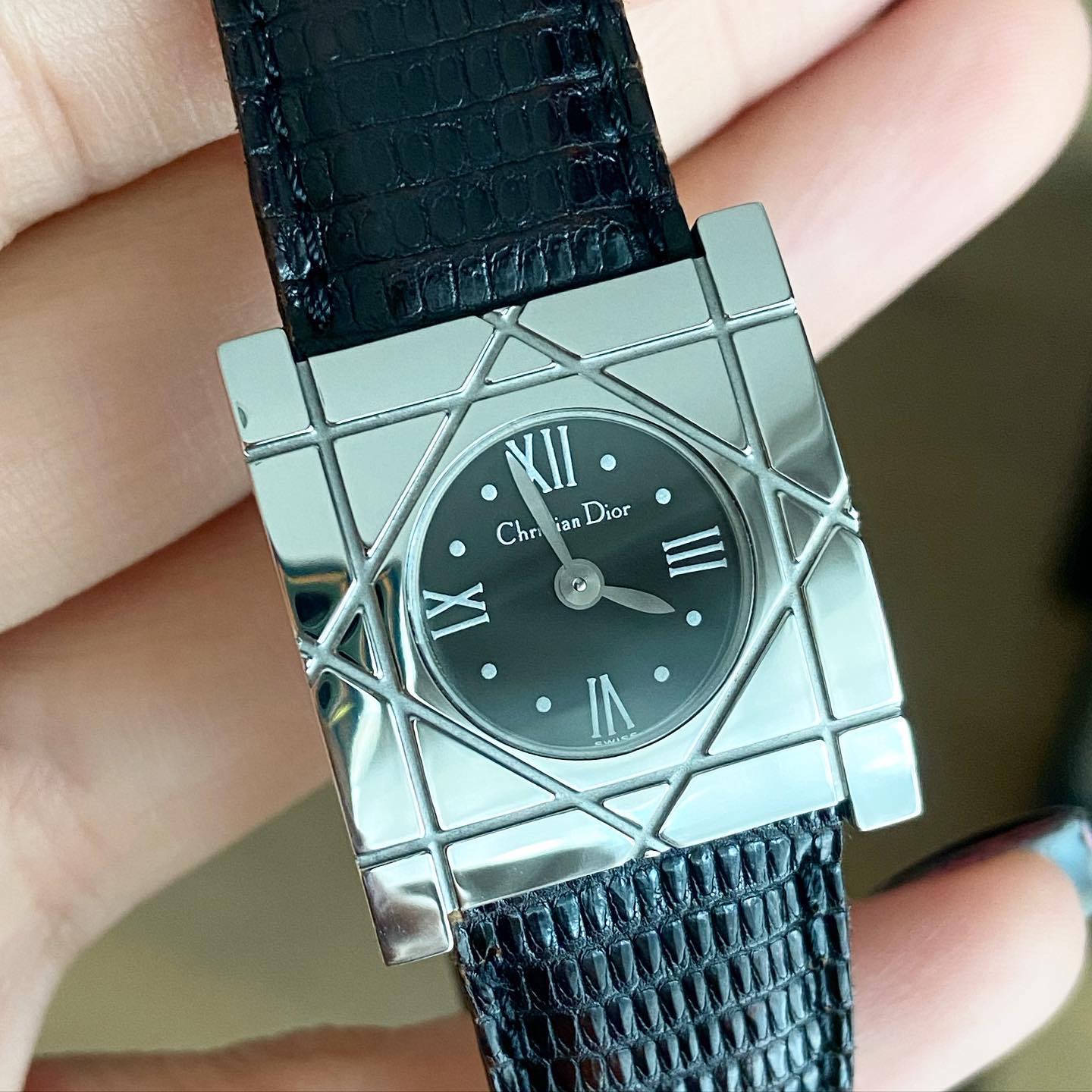 Christian Dior D82-100