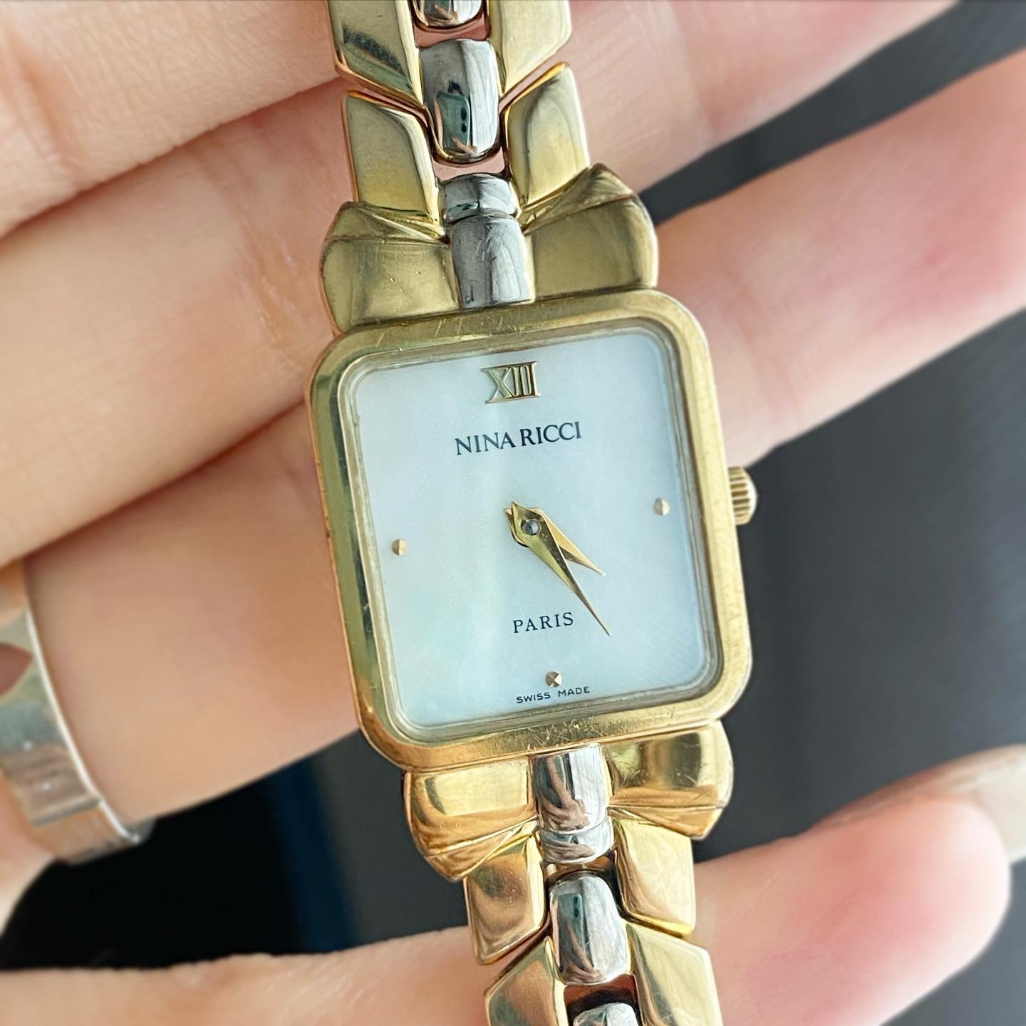 Nina Ricci D950