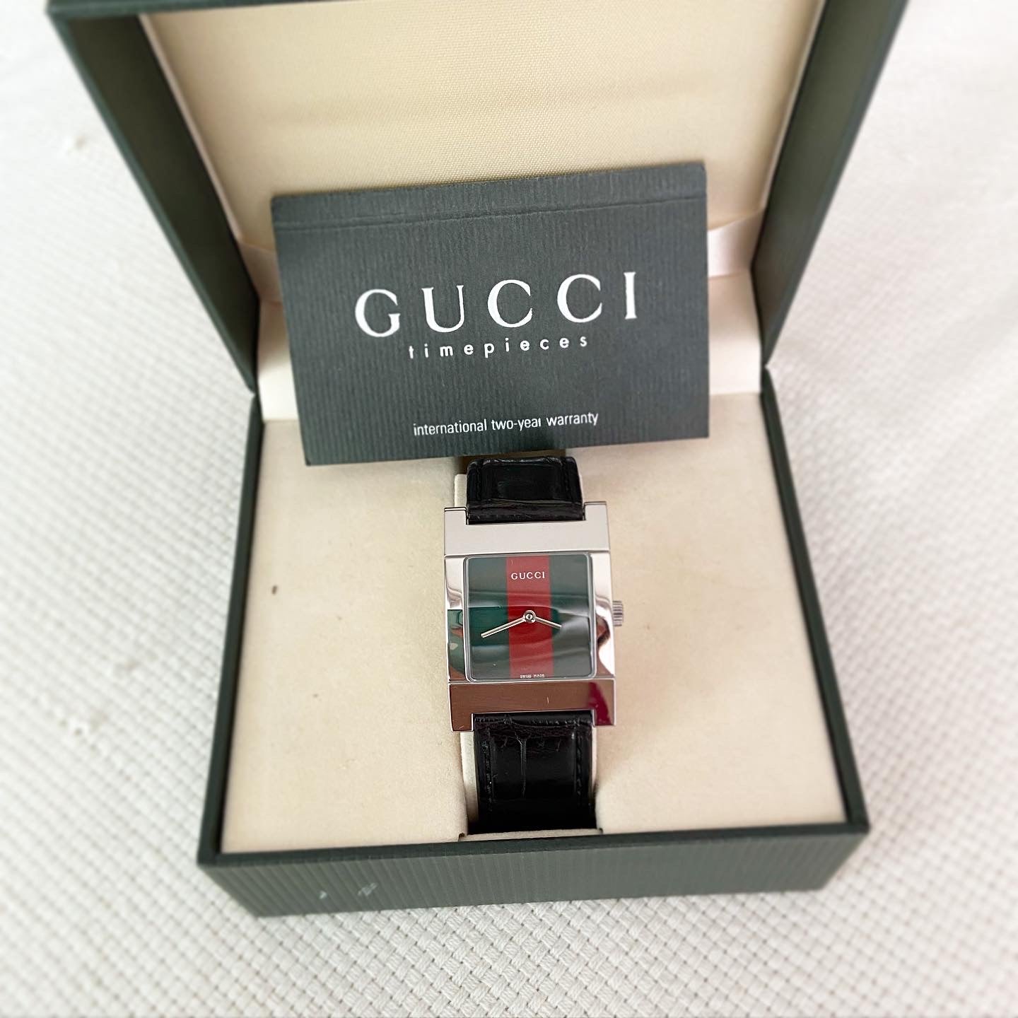 Gucci 7700M