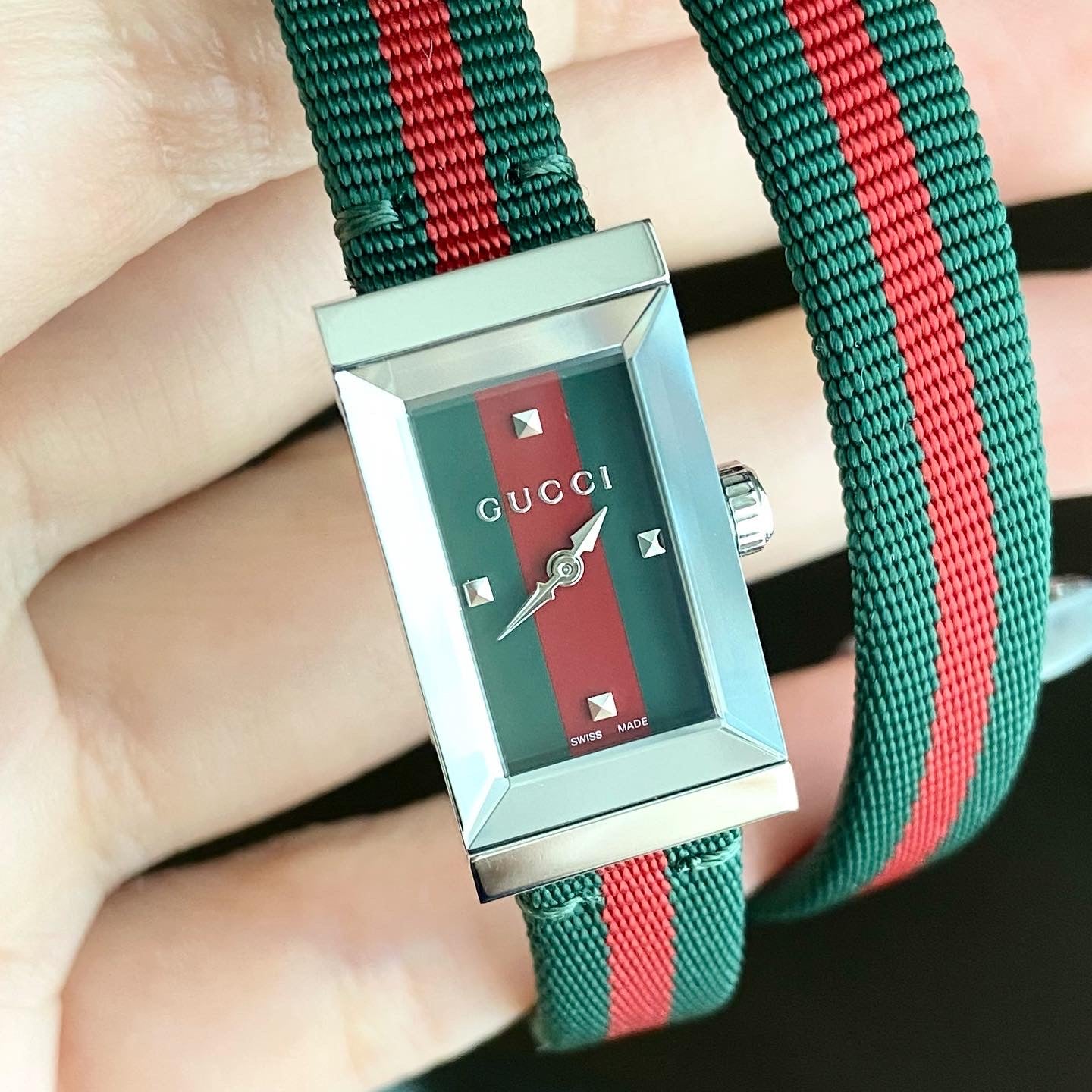 GUCCI G-Frame YA147503