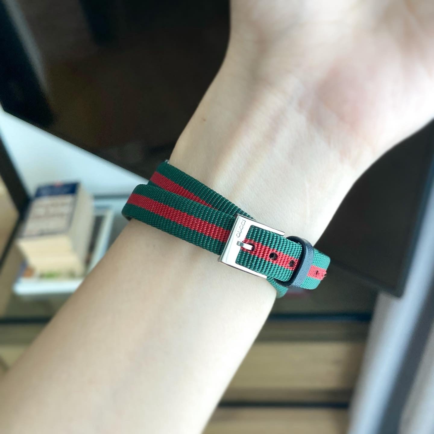 GUCCI G-Frame YA147503