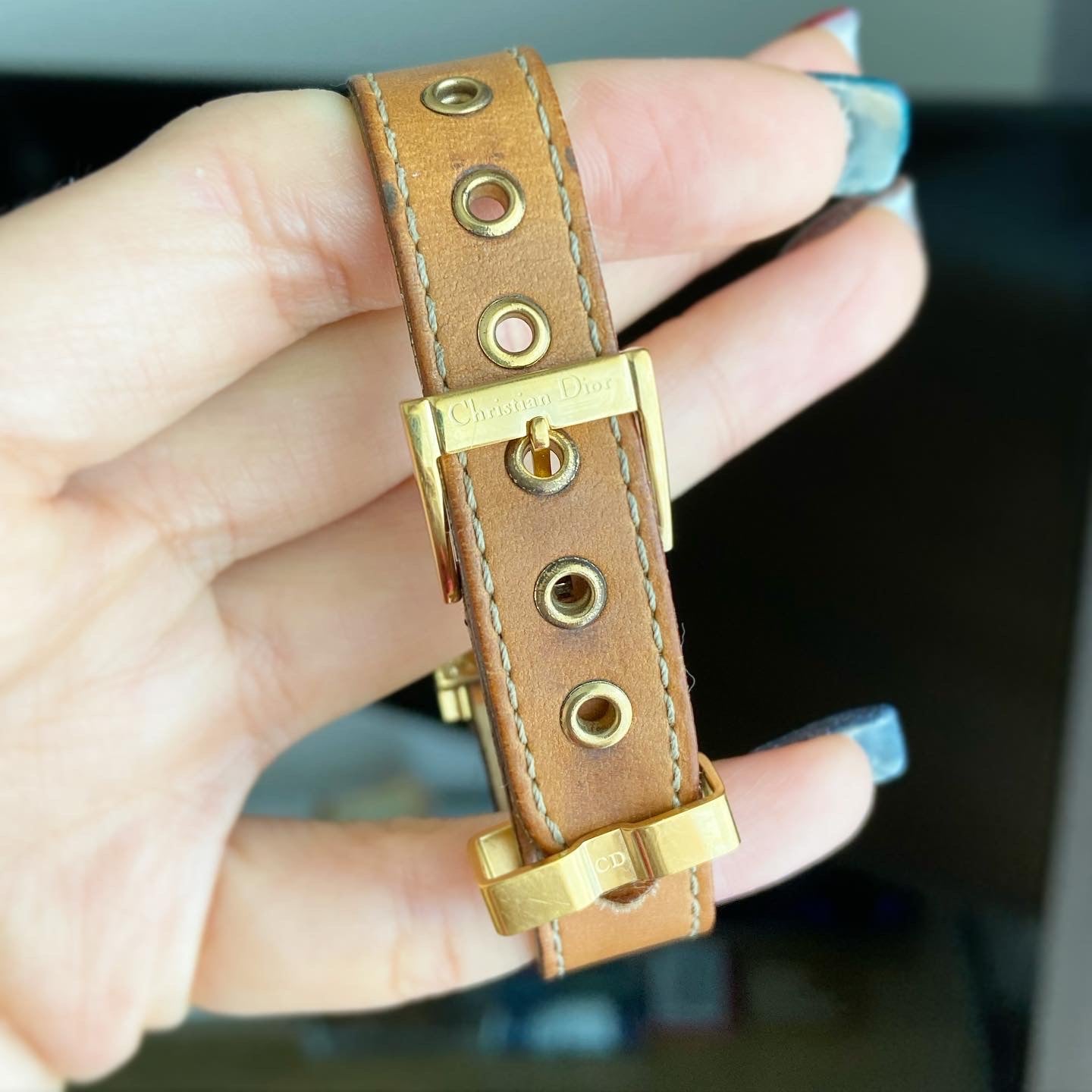 Gold tone