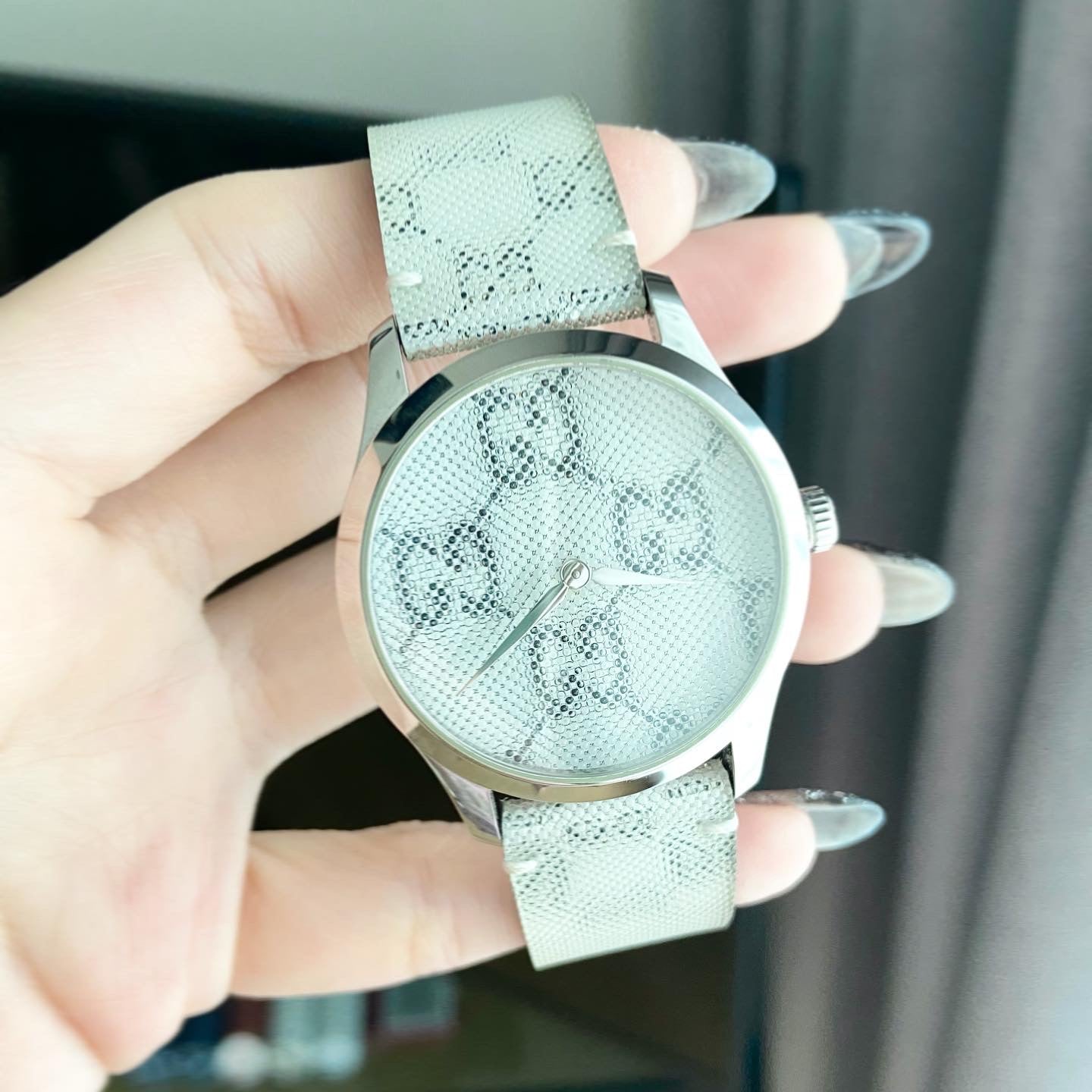 GUCCI G-Timeless Hologram