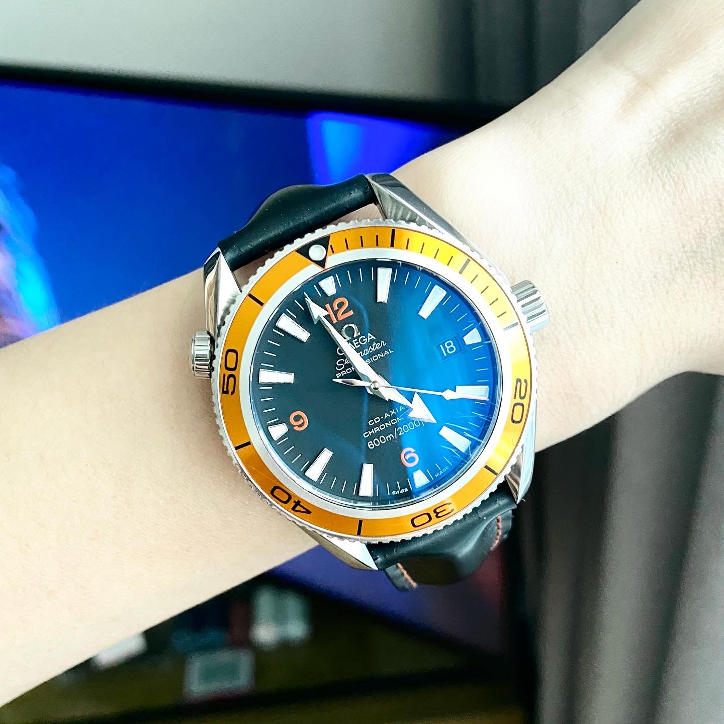 OMEGA Seamaster Planet Ocean Automatic Chronometer Co-Axial Orange 2909.50.82 Year 2008