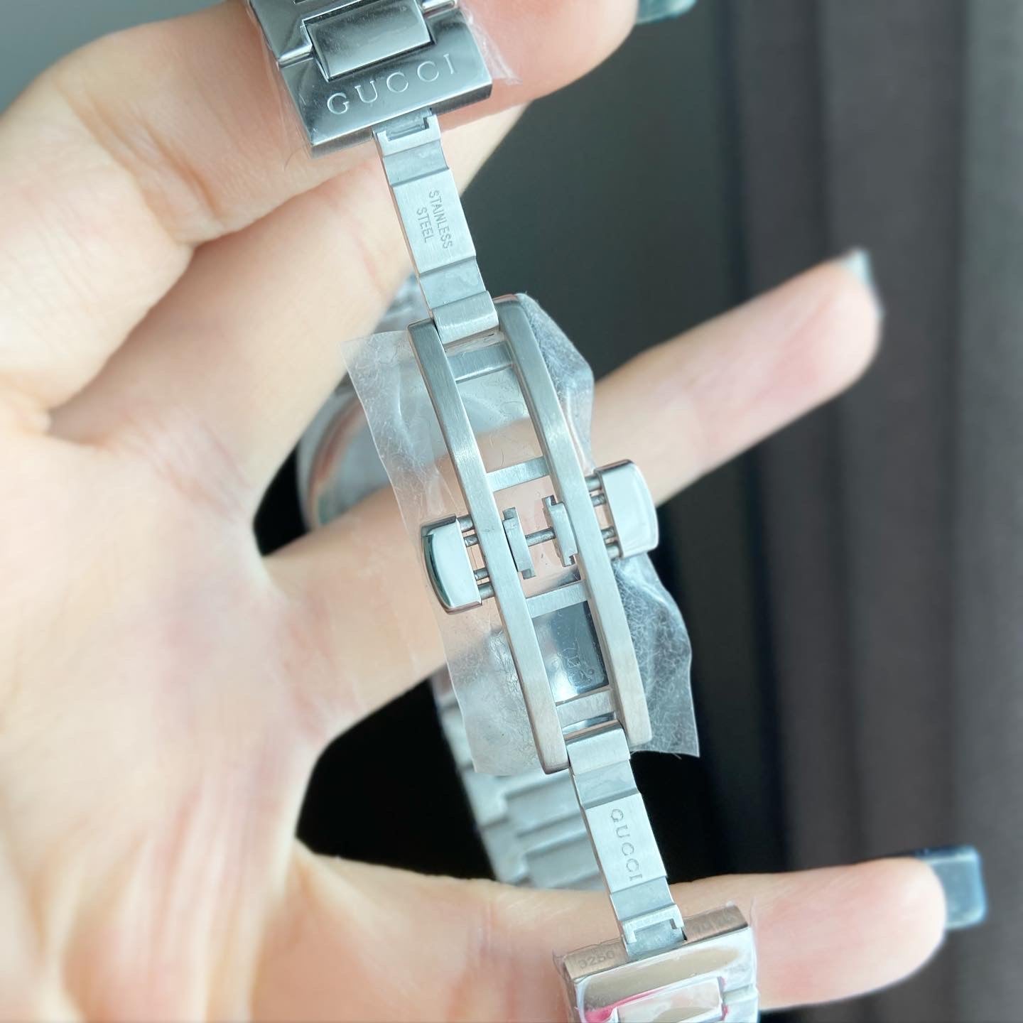 Gucci GG2570