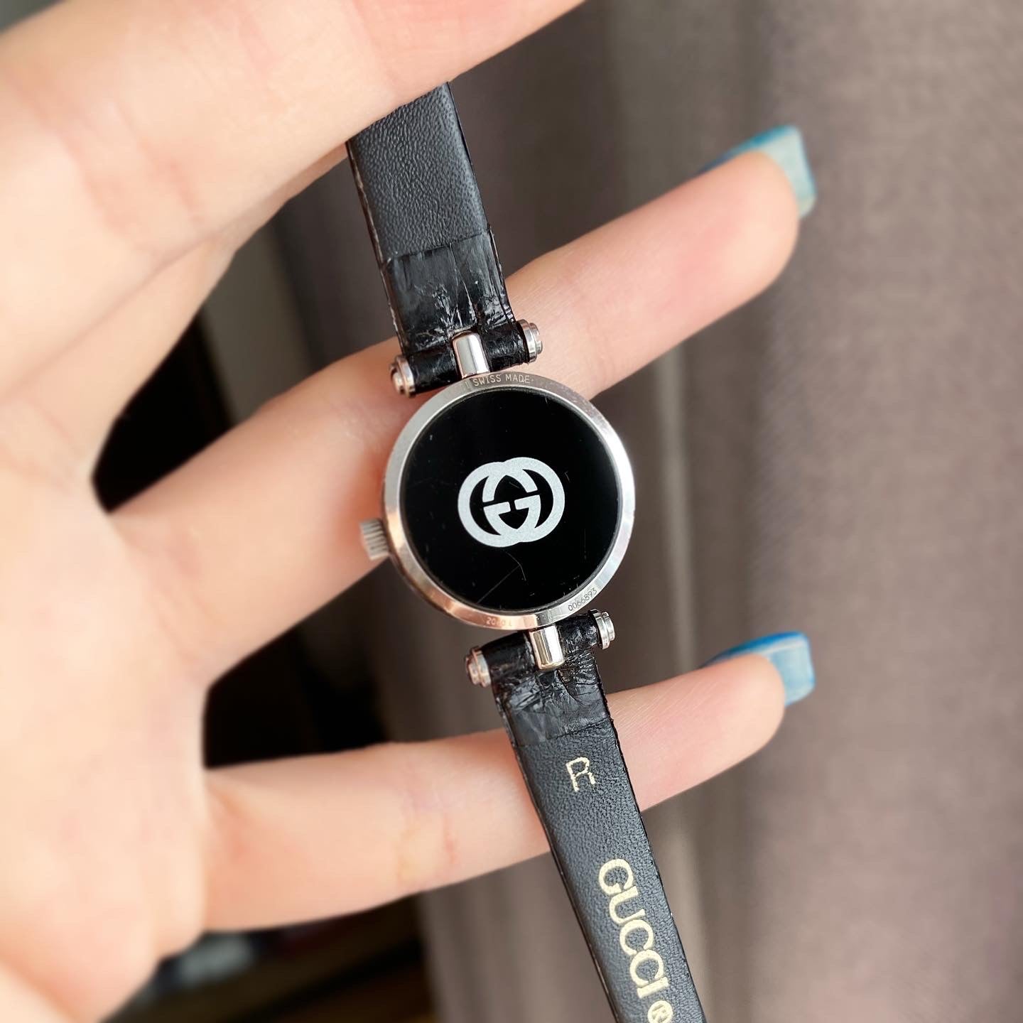 Gucci 2040L