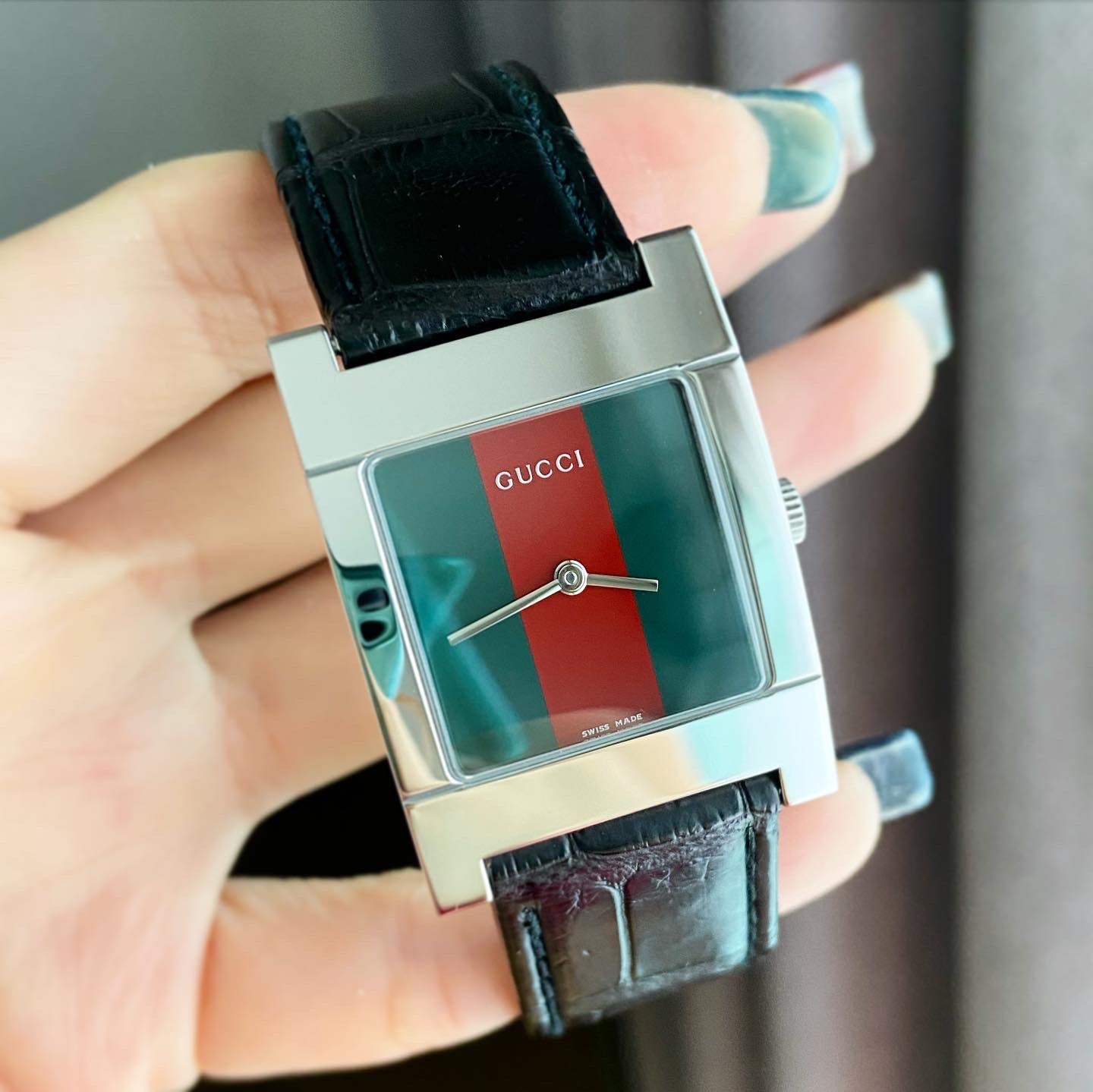 Gucci 7700M