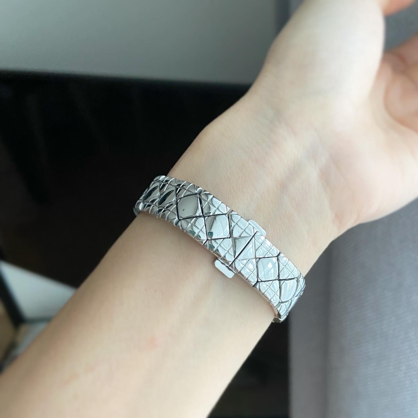 Christian Dior D84-100 Mini