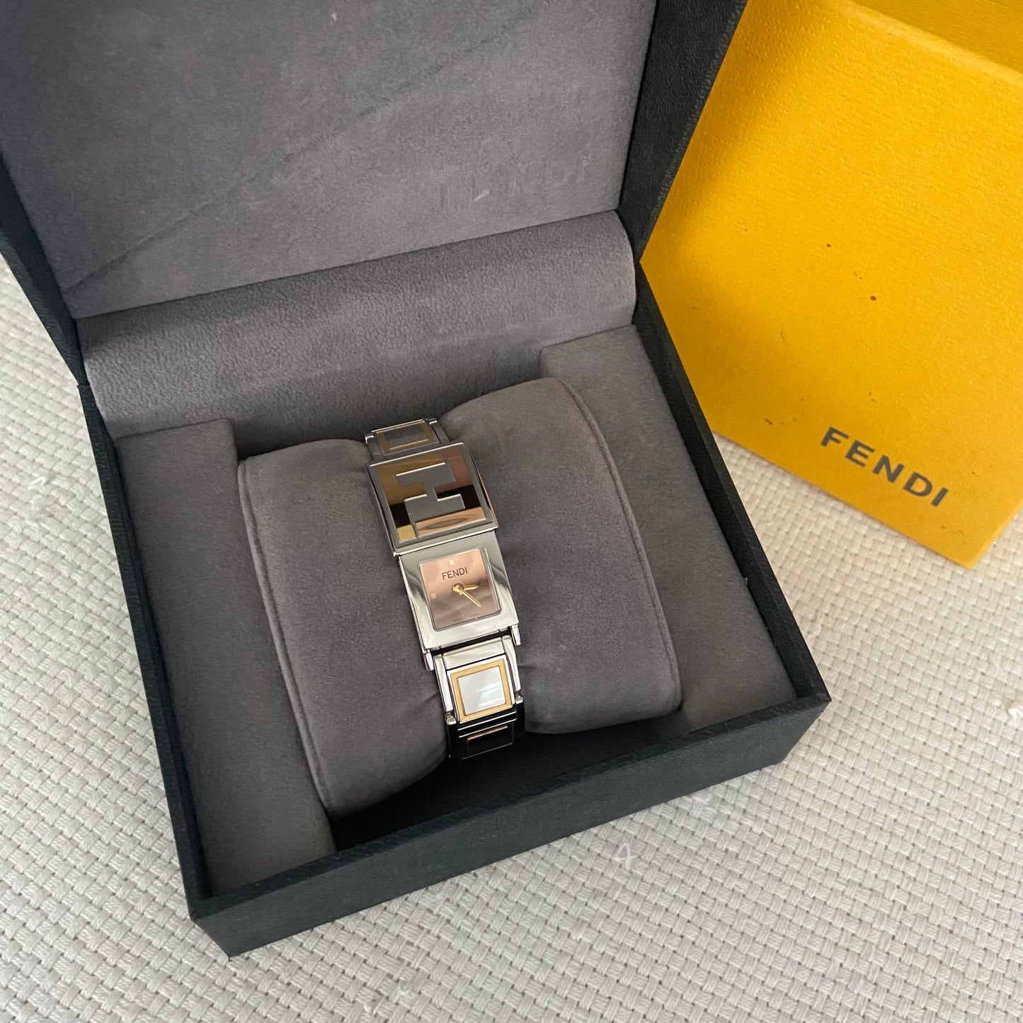 FENDI 5500L Dual Time