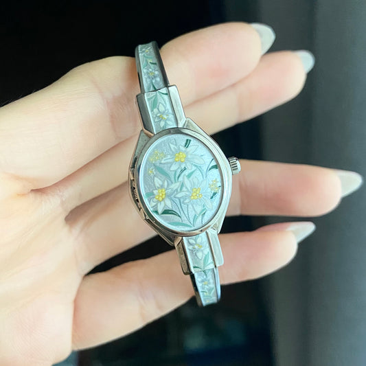 André Mouche Edelweiss Peek-a-boo Vintage