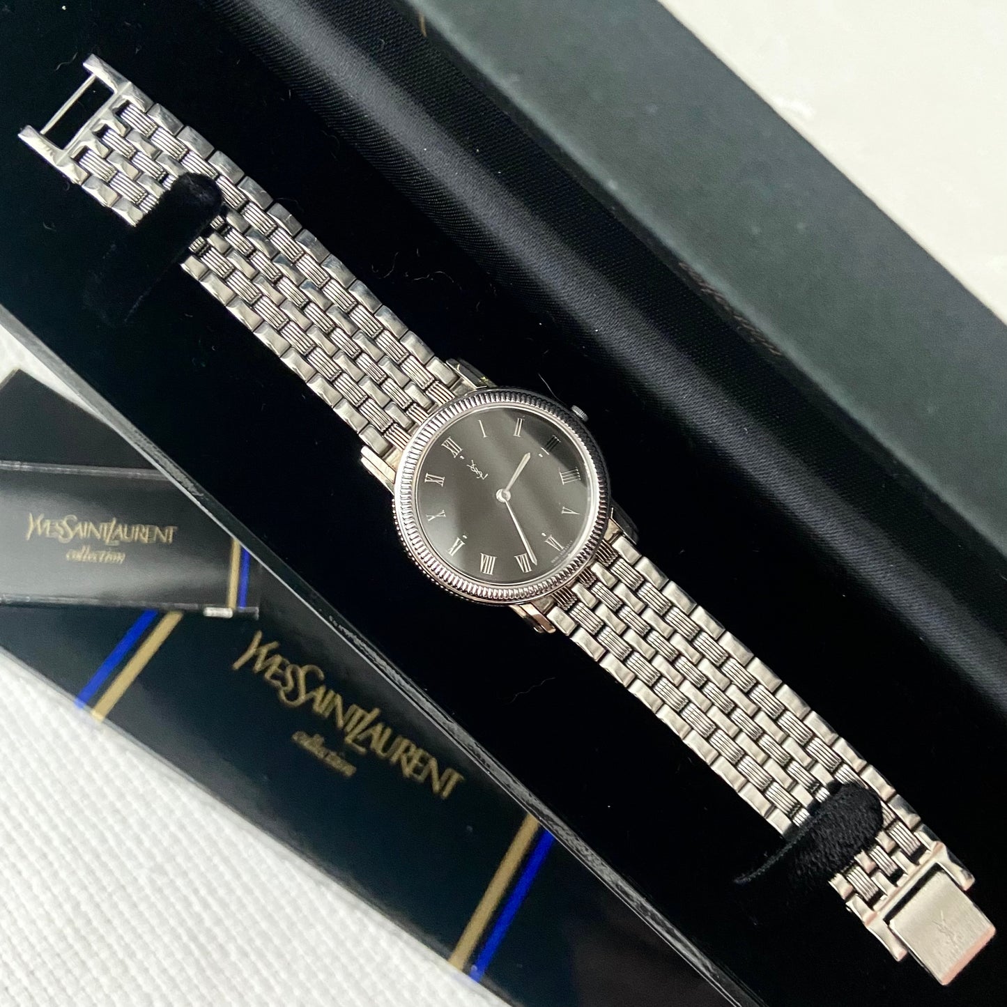 Yves Saint Laurent Vintage (Citizen)