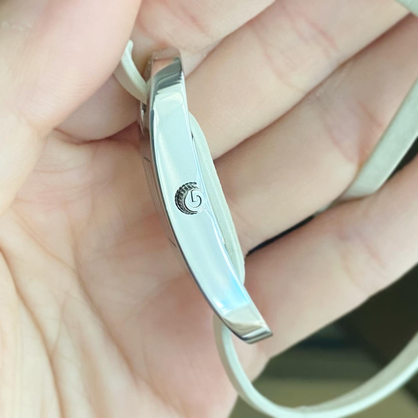 GUCCI 6100L Double Wrap Strap