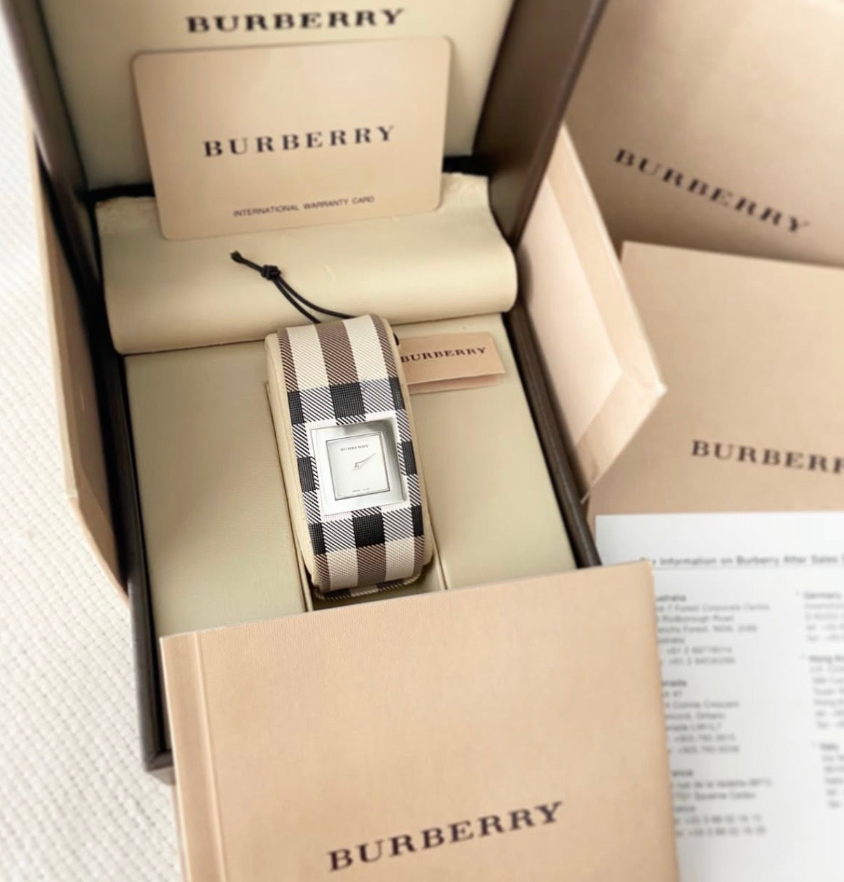 BURBERRY Cuff BU4000