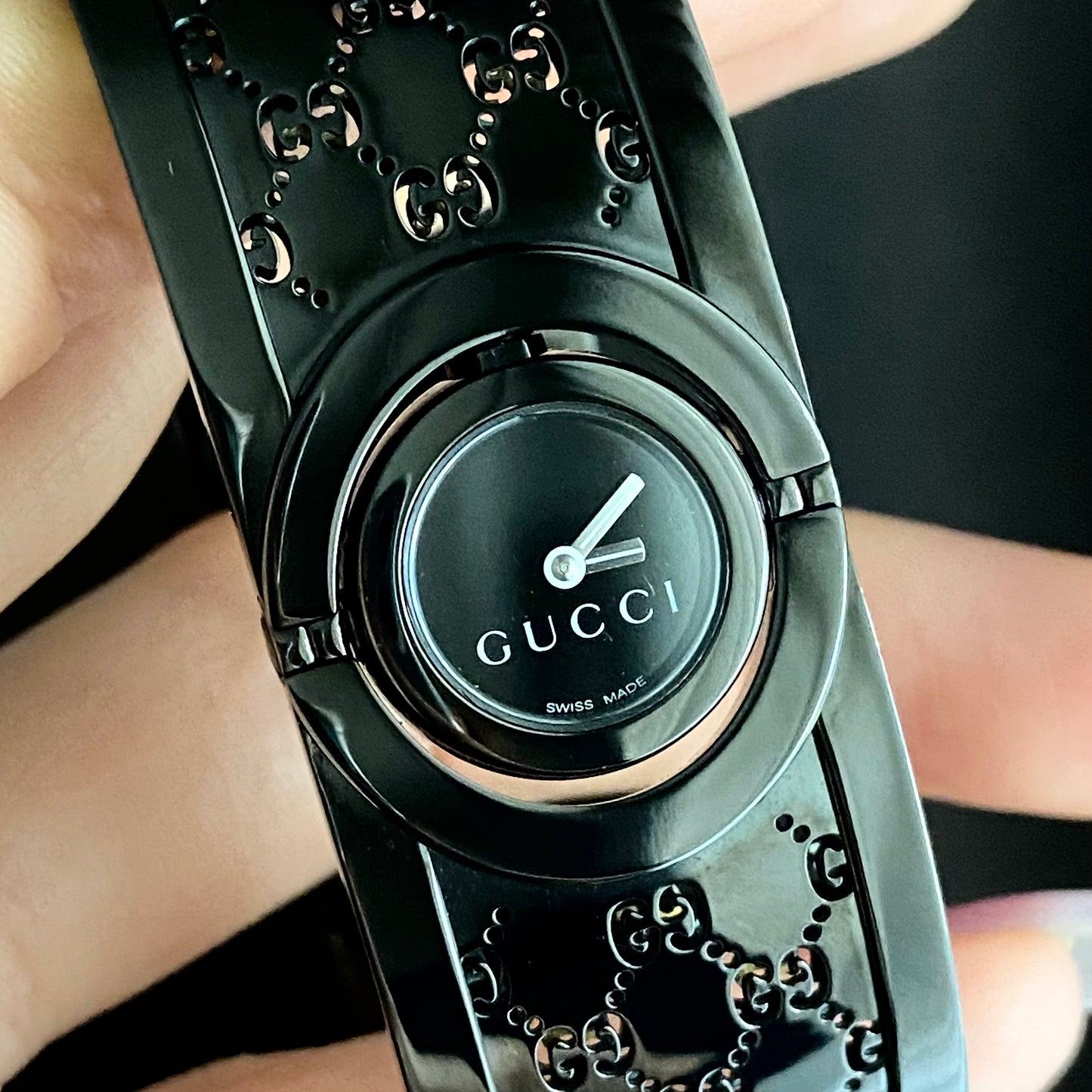 GUCCI 112 Twirl So Black