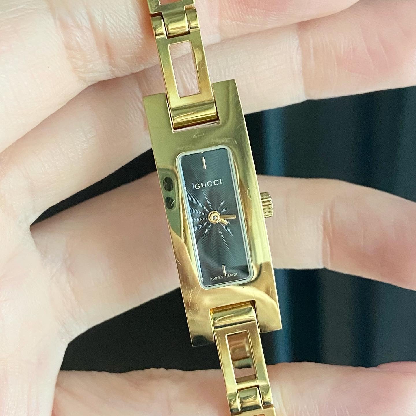 GUCCI 3900L Gold Tone Brand Name Gossip