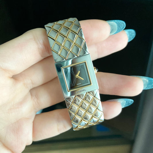 CHANEL Matelassé 18K Yellow Gold/ SS