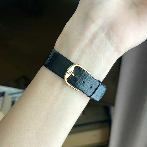 BALENCIAGA watch (Authenticity guaranteed)
