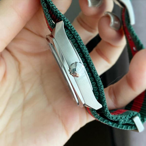 Gucci GG2570 YA142305 -Unused