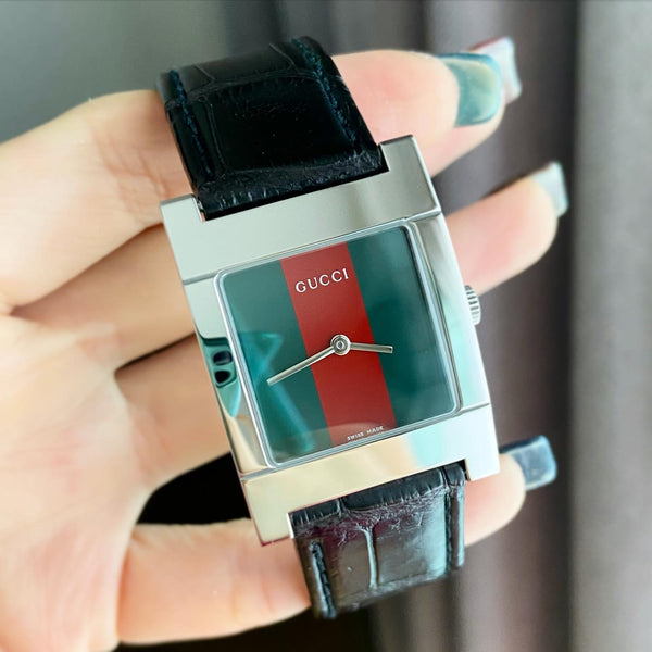 Gucci 7700M