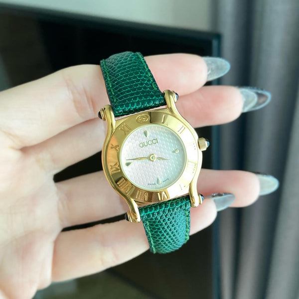 GUCCI 6500L watch (Authenticity guaranteed)